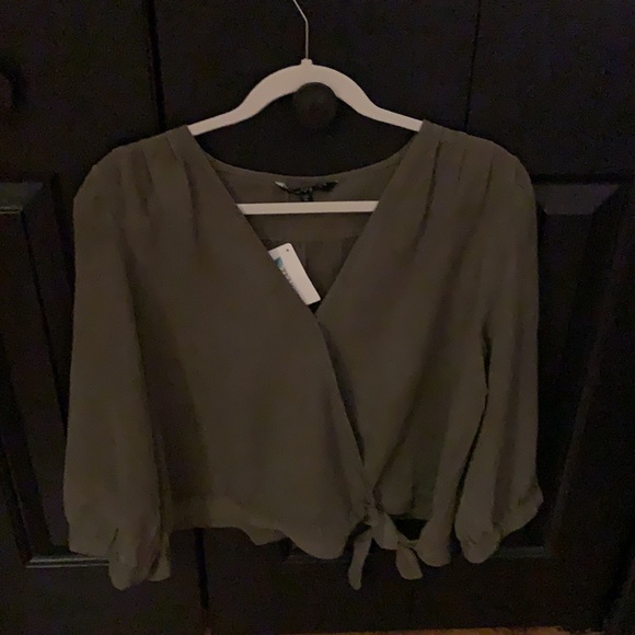 Top - Picture 1 of 14